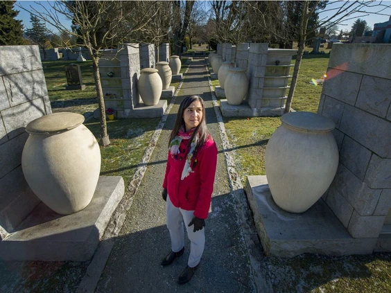 Ngaio Davis, an independent funeral director, at Mountain View Cemetery in Vancouver. Photo by Arlen Redekop /PNG